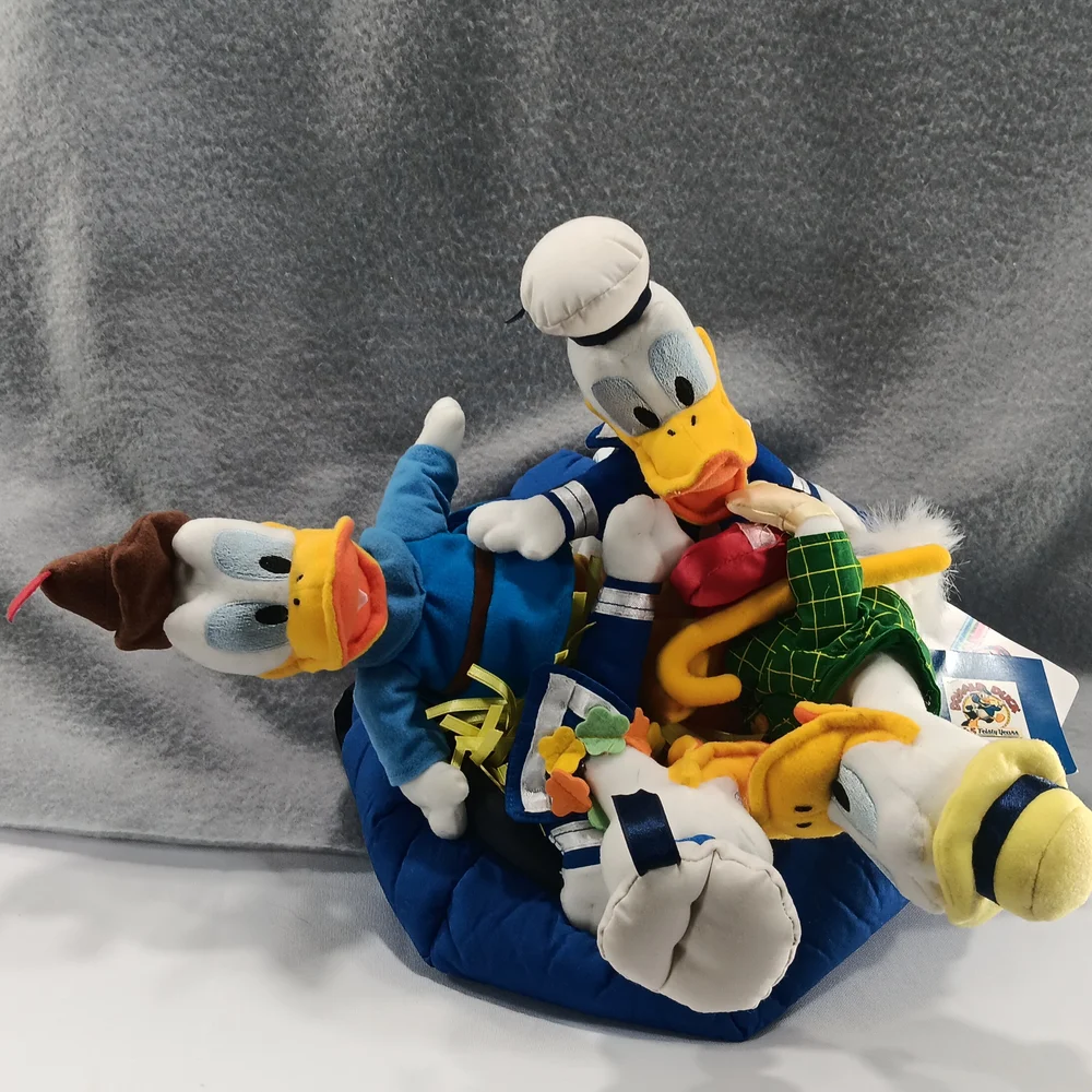 Donald Duck Bean Bag Characters 65th Anniversary Disney Store 4 In Hat W Tags